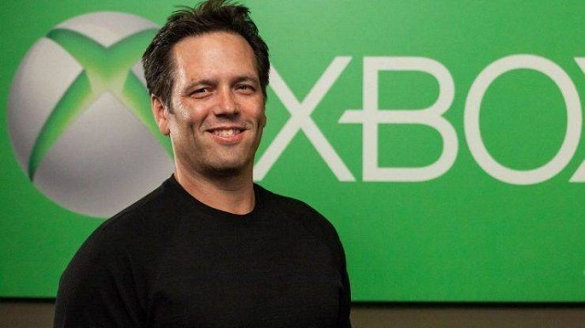 Phil Spencer, Jefe de Xbox, critica a Sony por no permitir cross play en Fornite